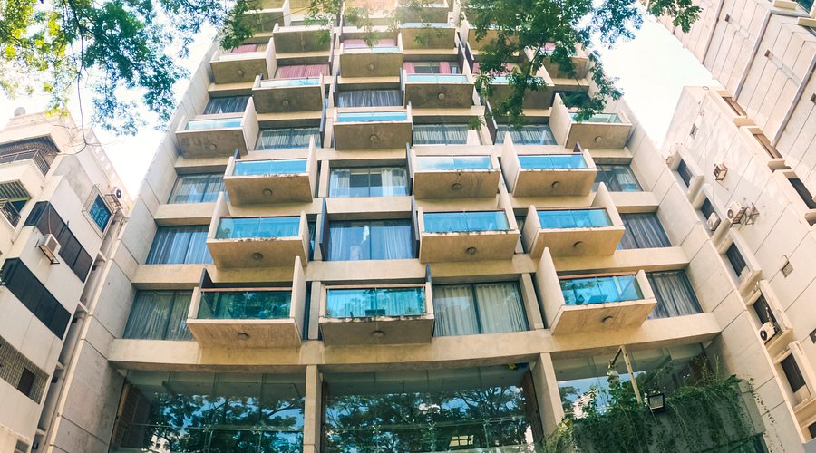 Coventina Lake Suites building photo