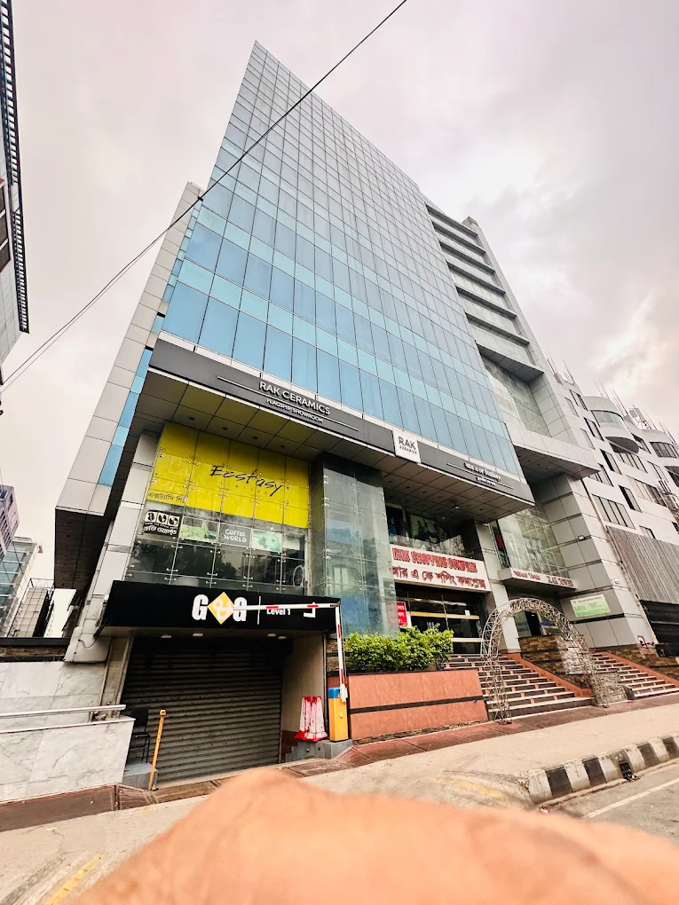 RAK Tower building photo